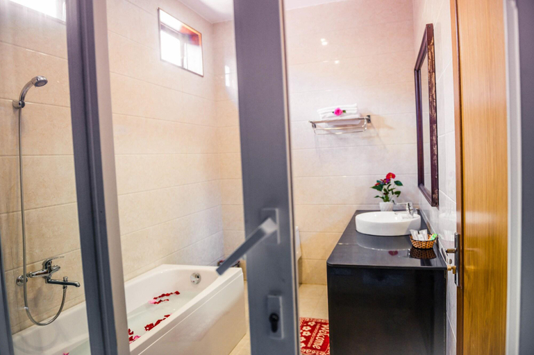 Bathroom 4, Bien Dao Homestay Hoi An, Da Nang