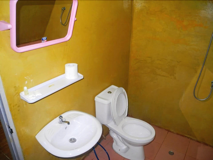 Bathroom 4, Bangnu River Resort, Muang Phangnga
