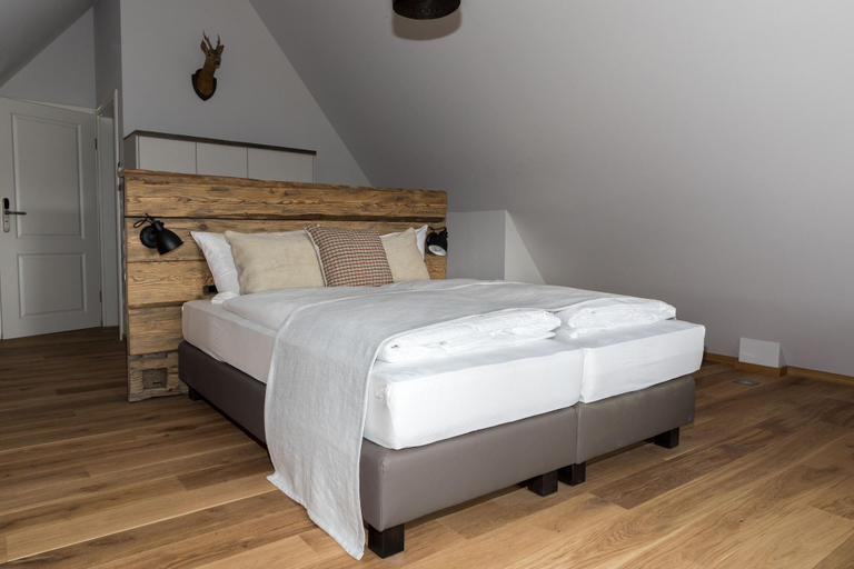 Bedroom 2, Hotel Dorfmühle, Ansbach