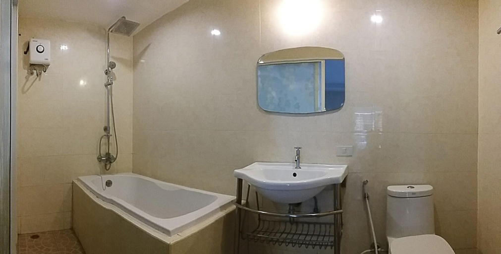Bathroom 4, Nateesin Apartment, Muang Chiang Mai