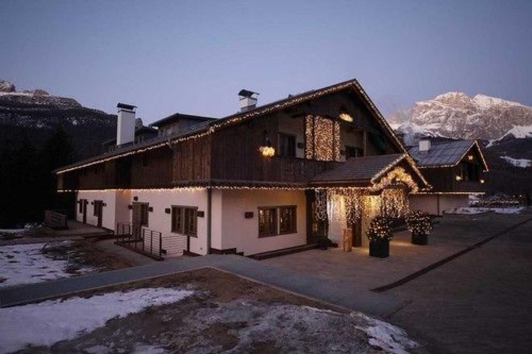 Exterior & Views 2, Rosapetra Spa Resort, Belluno