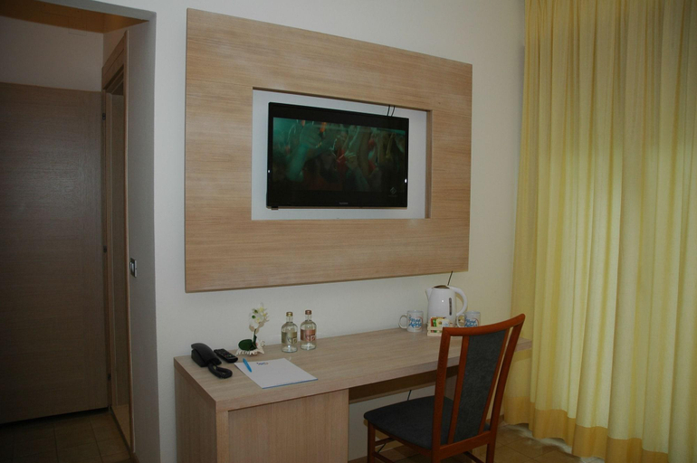 Bathroom 4, Hotel Adria, Udine