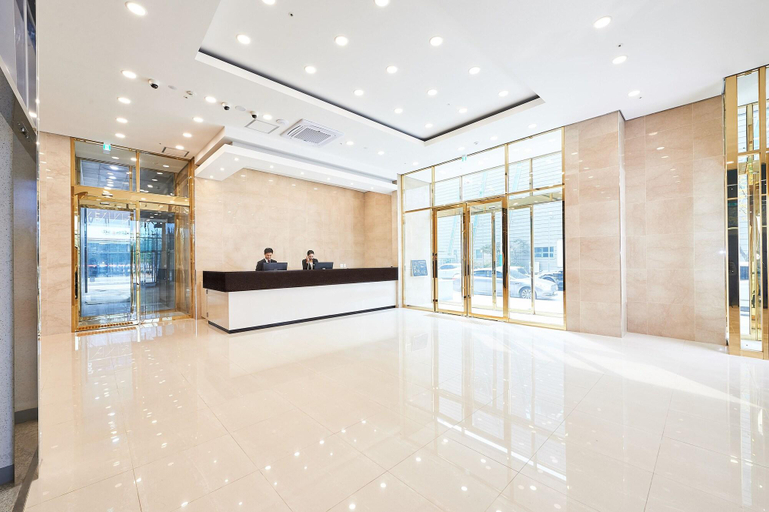 Public Area 4, Goldcoast Hotel, Namdong