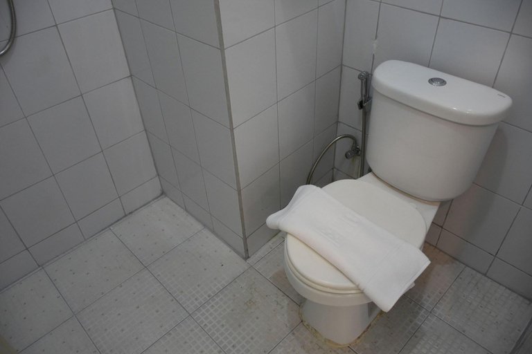 Bathroom 5, Basaya Laemchabang, Si Racha