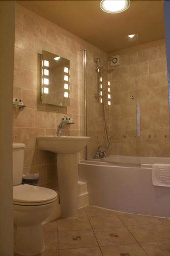 Bathroom 3, The Plough Inn & Restaurant, Cheshire East