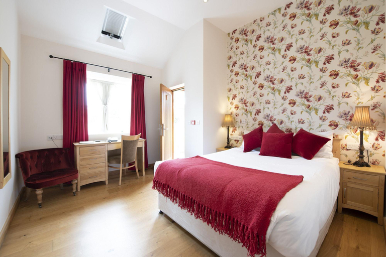 Bedroom 2, Red Lion Hinxton, Cambridgeshire