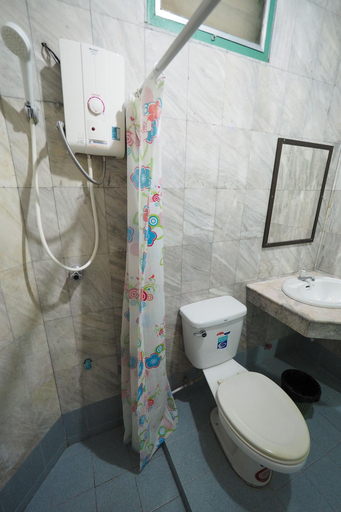Bathroom 4, Luxury Hotel, Muang Kanchanaburi
