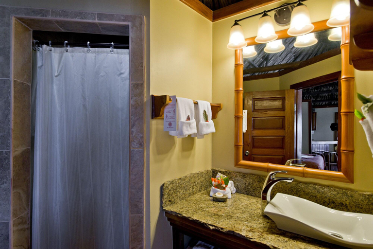 Bathroom 4, Ramons Village