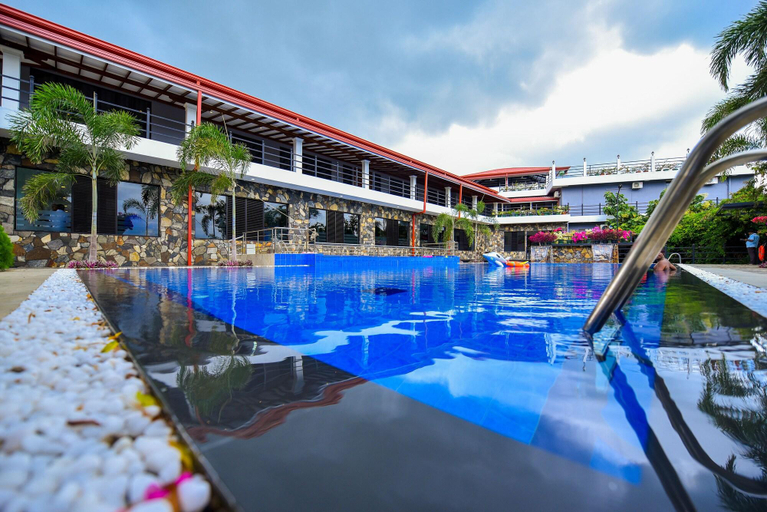 Sport & Beauty 4, Centauria Wild, Opanayaka