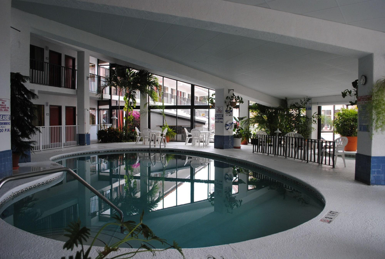 Sport & Beauty 2, Palmetto Inn Suites, Bay