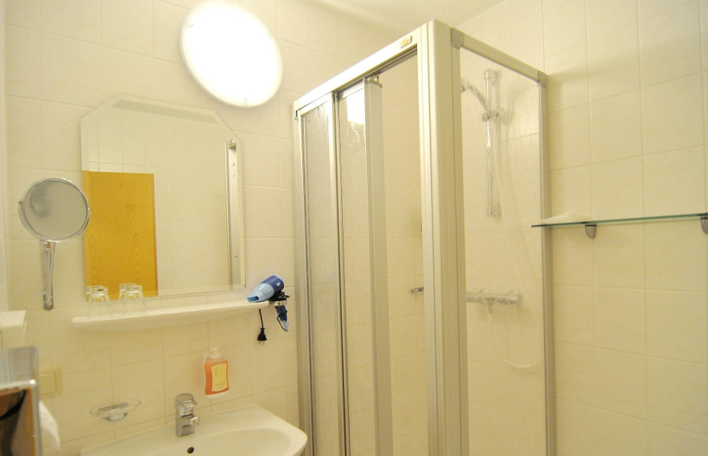 Bathroom 4, Eisenberger Hof, Meißen
