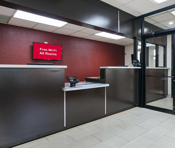 Public Area 2, Red Roof Inn Forsyth, Monroe