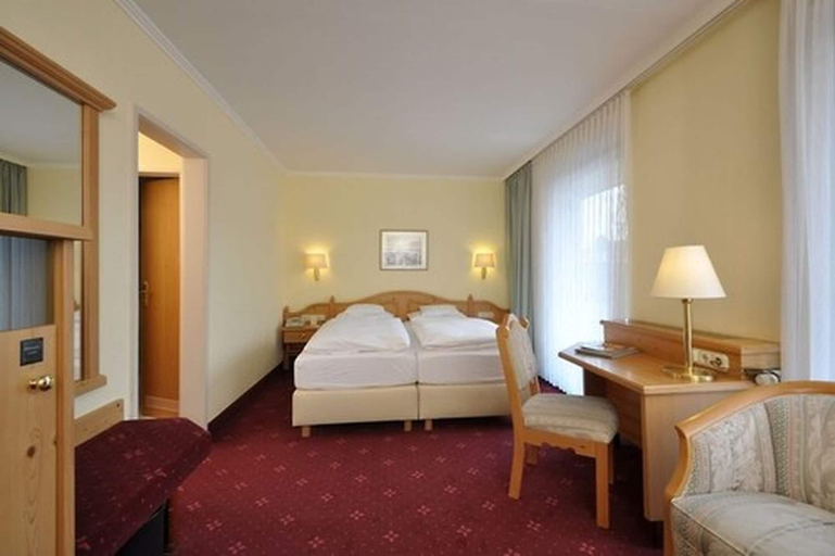 Bedroom 3, Ringhotel Niedersachsen Hoexter / Sievers Niedersa, Höxter