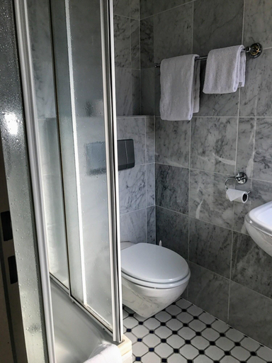 Bathroom 4, Kölnerhof, Rhein-Kreis Neuss