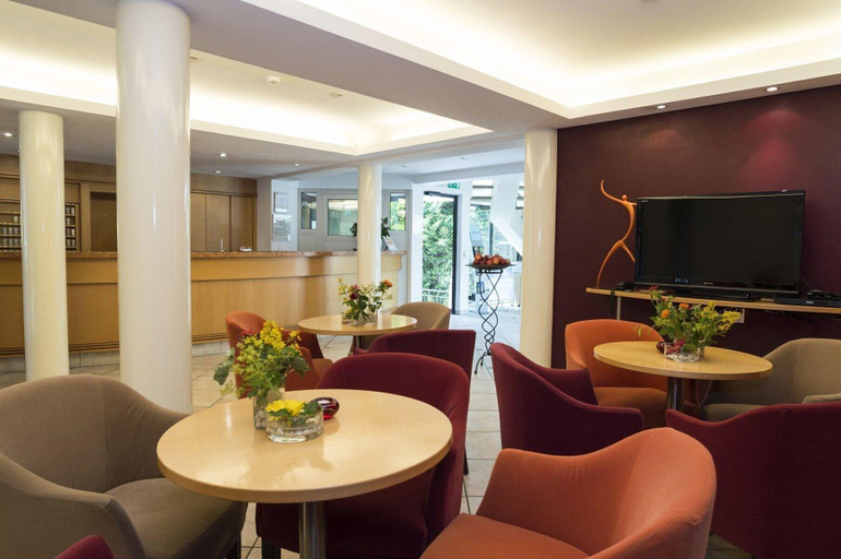 Public Area, Hotel Gloria, Stuttgart