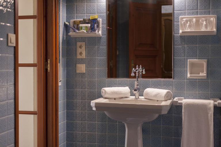 Bathroom 4, Hotel Boutique Mar d'Amunt, Girona