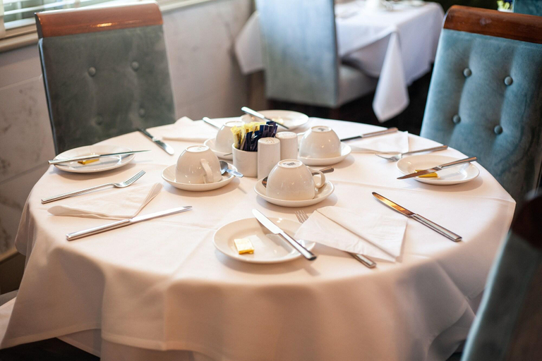 Food & Drinks 5, The Manor Hotel Restaurant, London
