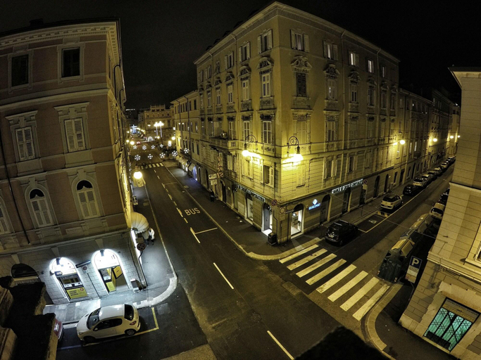 Public Area 3, Nuovo Albergo Centro, Trieste