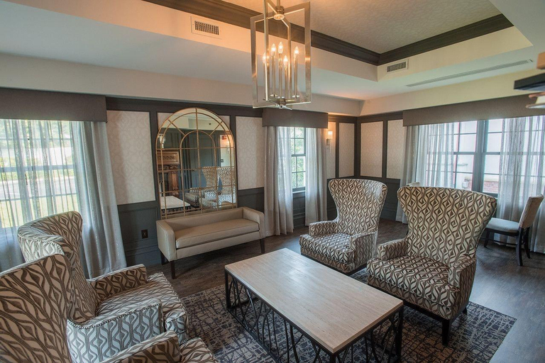 Public Area 3, Normandy Farm Hotel and Conference Center, Montgomery
