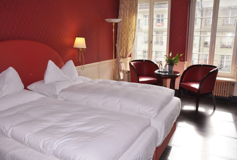 Bedroom 3, Belle Epoque, Bern