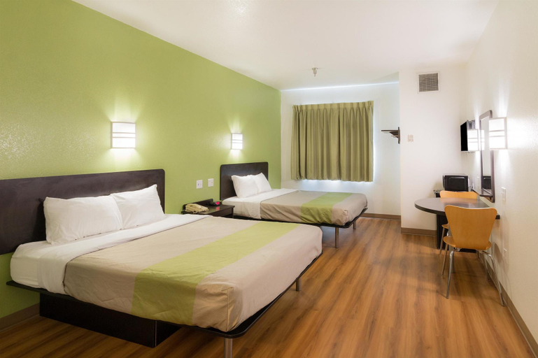 Bedroom 3, Motel 6-Hillsboro, TX, Hill