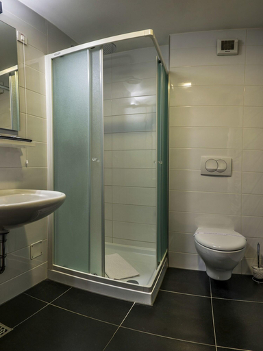 Bathroom 5, Art Hotel Like, Zagreb