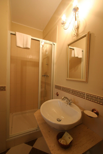 Bathroom 5, Villa Estera, Warsaw