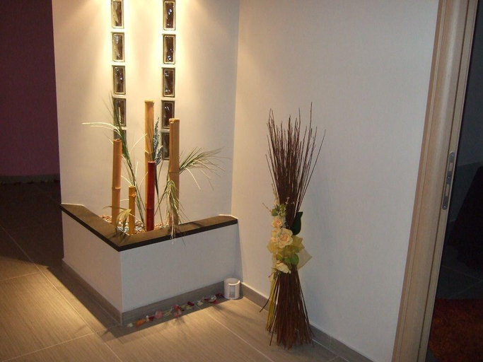 Public Area 4, Tus' Hotel, Messina