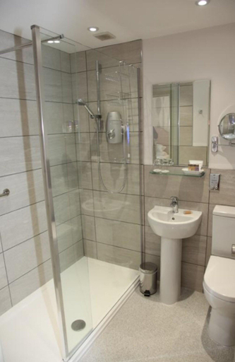 Bathroom 4, Burts Hotel, Scottish Borders
