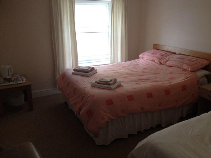 Bedroom, Hampton Hotel, Powys