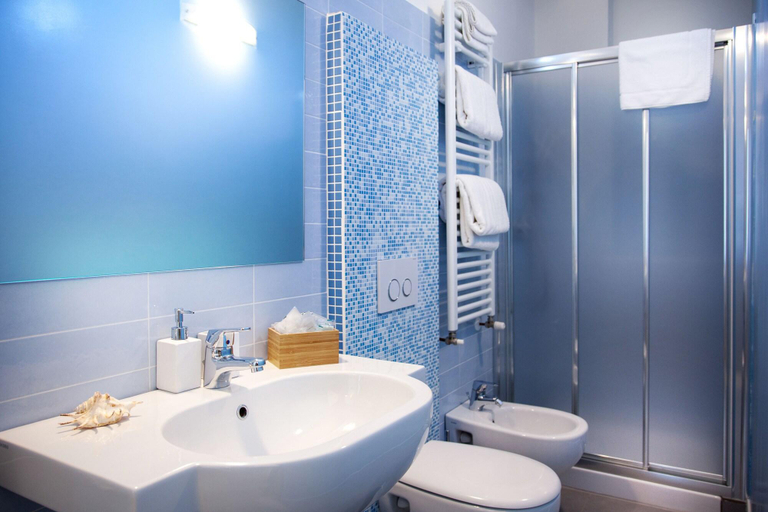 Bathroom 4, My Place Hotel, Rimini
