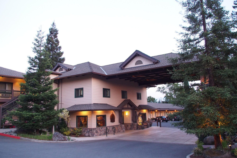 Exterior & Views 2, Redwood Motel, Josephine