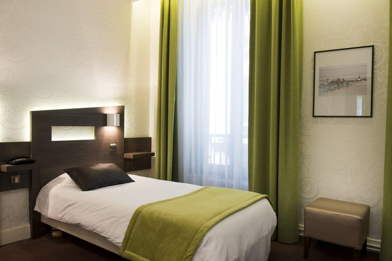 Bedroom 3, La Residence, Rhône
