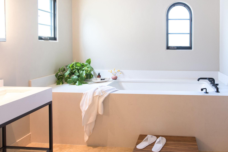 Bathroom 4, Hotel Luca, Napa