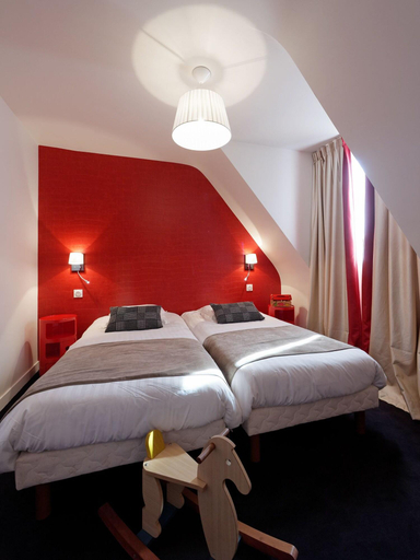 Bedroom 3, Hôtel La Résidence, Finistère