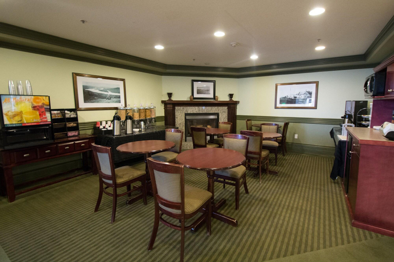 Public Area, Nova Inn Peace River, Division No. 19