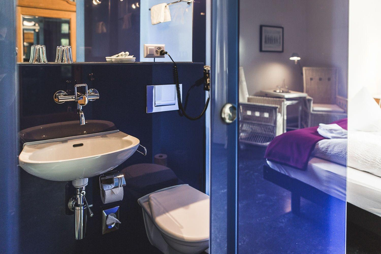 Bathroom 4, Hotel Kurhaus Bergün, Albula