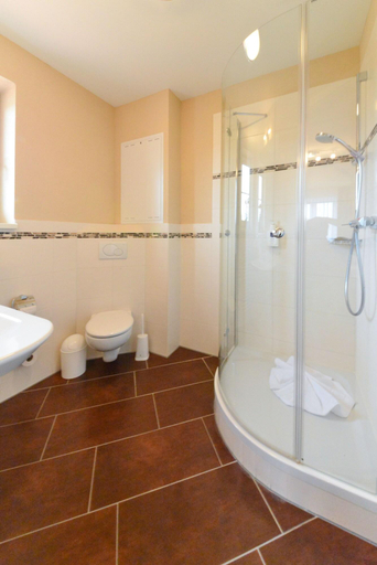 Bathroom 5, Abasto Hotel & Spa Maisach, Fürstenfeldbruck