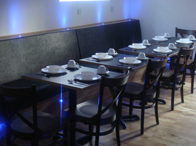 Food & Drinks, Scotia Airport Hotel, Renfrewshire