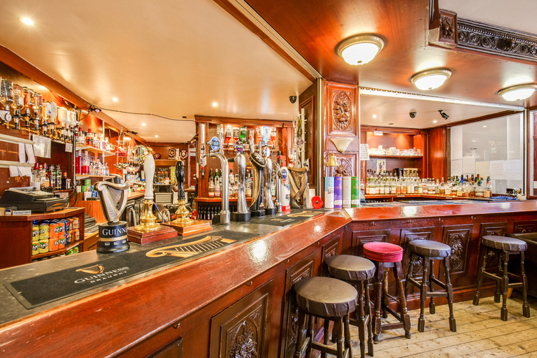 Food & Drinks 3, Richmond Arms - Adults Only, Moray