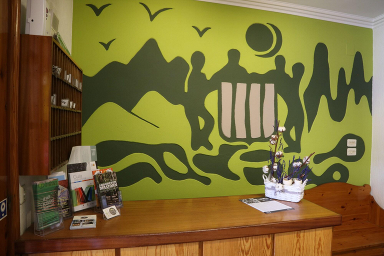 Public Area 2, Hostal Torras, Girona