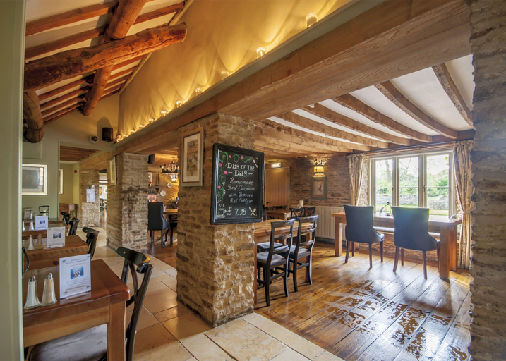 Food & Drinks 5, The Crown Wilde Thyme & Honey Hotel, Gloucestershire