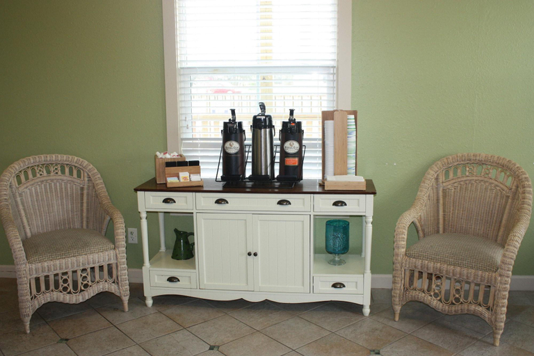 Others 5, Outer Banks Inn, Dare