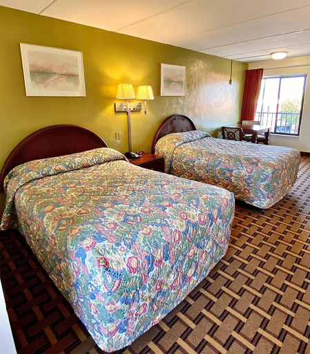Bedroom 4, Americas Best Value Inn Clearwater, Pinellas