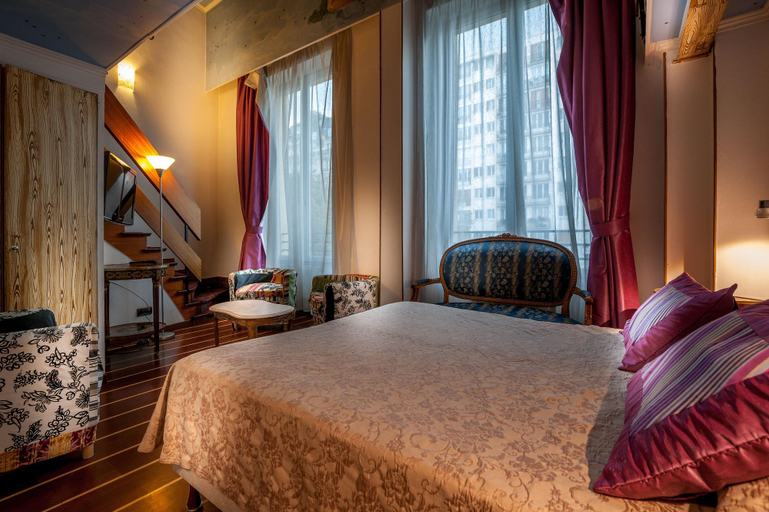 Bedroom 3, Grand Hotel Du Bel Air, Paris