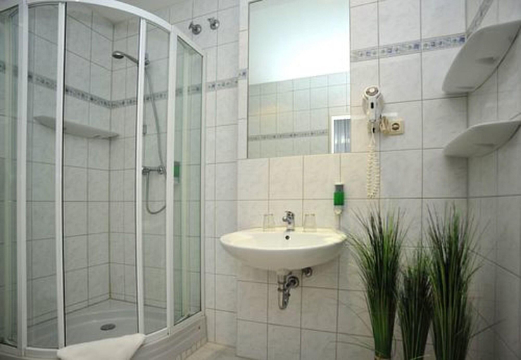 Bathroom 5, Hotel Commodore, Hamburg