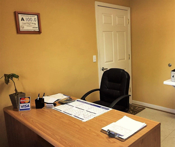 Public Area, Affordable Suites Burlington, Alamance