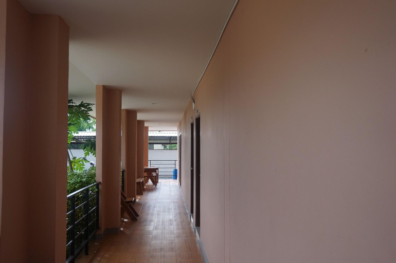 Public Area 3, Bumnsaya Place, Nang Rong