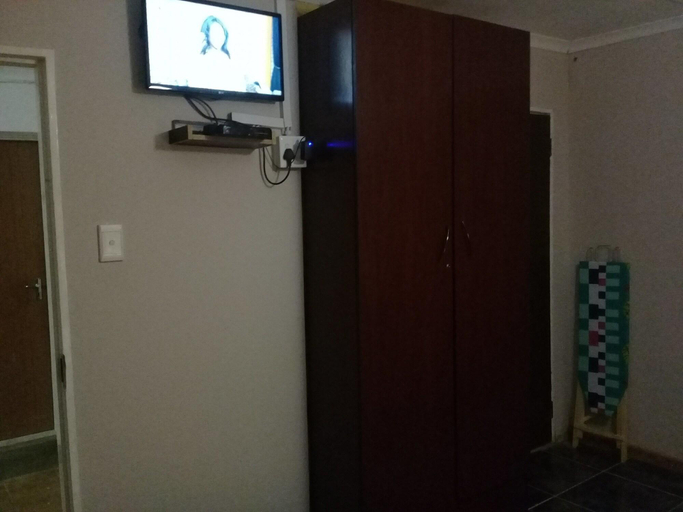 Public Area, Gracehouse B&B, Chris Hani