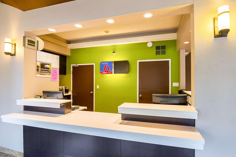 Public Area 2, Studio 6 Concord, CA, Contra Costa